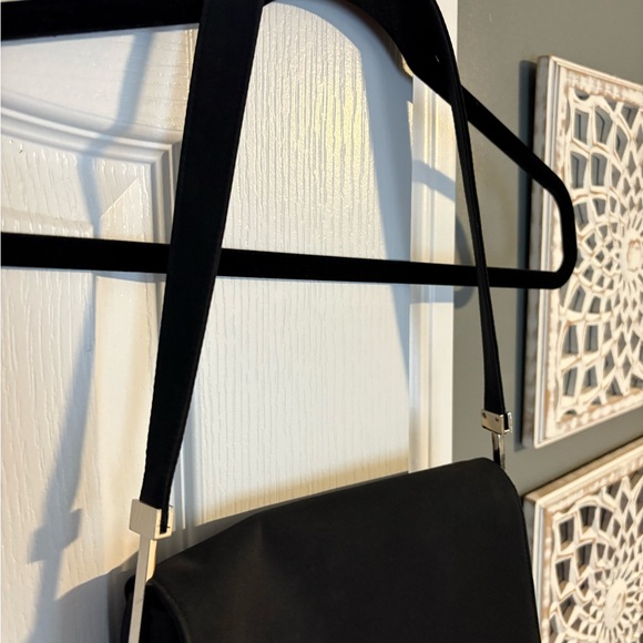 Guess Shoulder Handbag - Picture 4 of 7